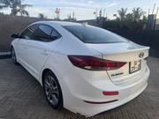 Hyundai Elantra Limited Sedan FWD (2.0L 4cyl 6A) 2017 White for sale