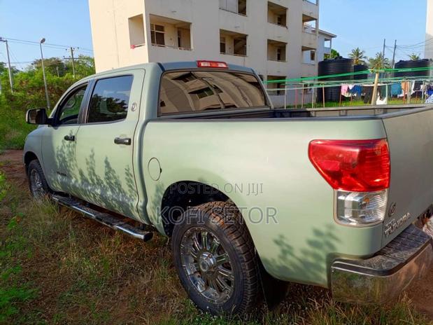 Toyota Tundra CrewMax 4x2 4.6L V8 2013