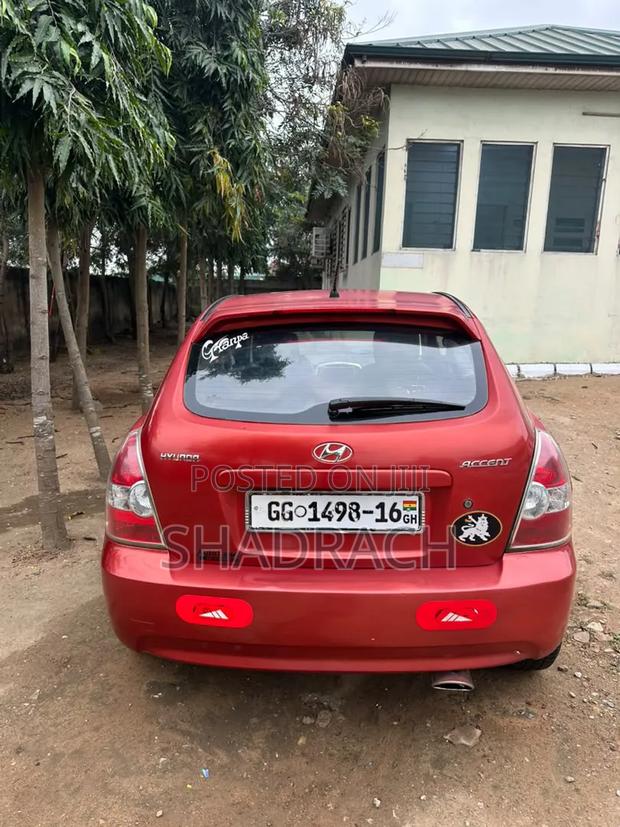 Hyundai Accent 2016 Red