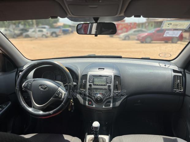 Hyundai i30 1.6 2011 Silver