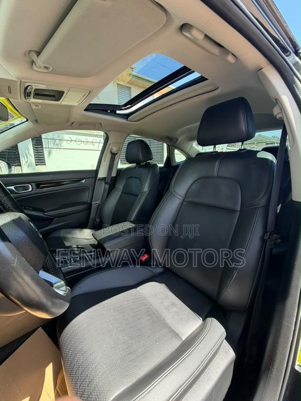 Honda Civic Touring CVT 2024 Black