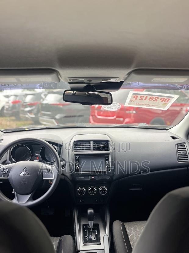 Mitsubishi Outlander Sport SE 2021 Brown