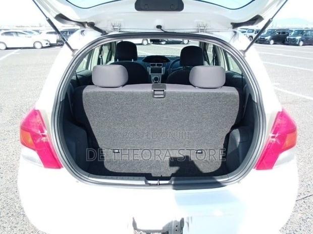 Toyota Vitz 2010 White