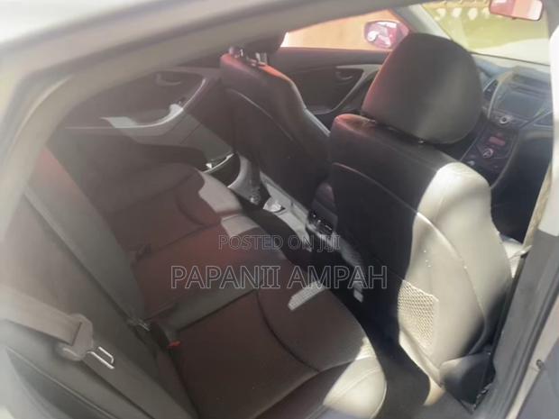 Hyundai Avante 2014 Gray