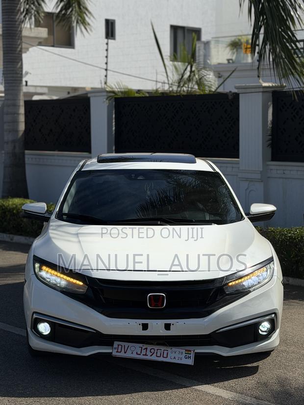 Honda Civic Touring Sedan 2018 White