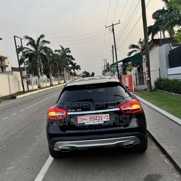 Mercedes-Benz GLA 250 2016 White