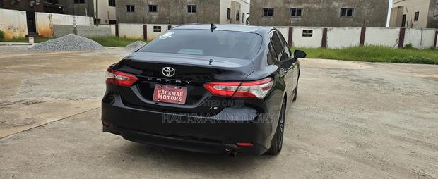 Toyota Camry LE FWD 2020 Black