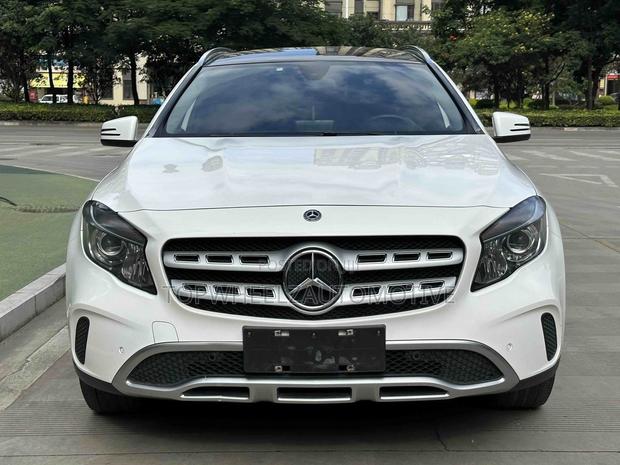 Mercedes-Benz GLA-Class 2017 White