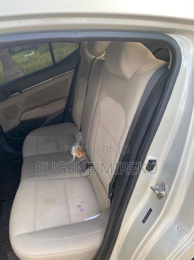 Hyundai Elantra 2017 Gray