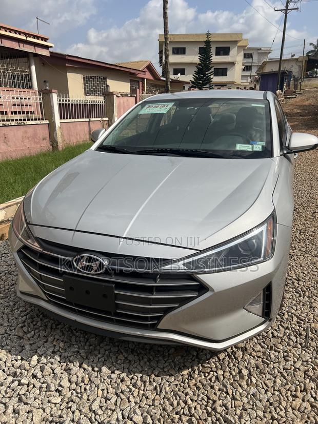 Hyundai Elantra SE 2019 Silver