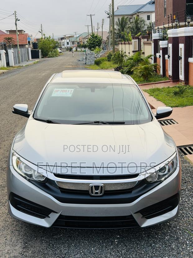 Honda Civic EX Sedan 2018 Silver