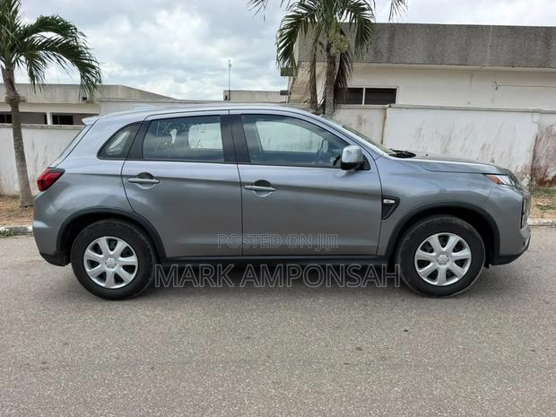 Mitsubishi RVR 2021 Gray