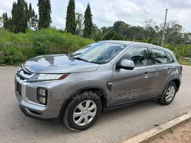 Mitsubishi RVR 2021 Gray