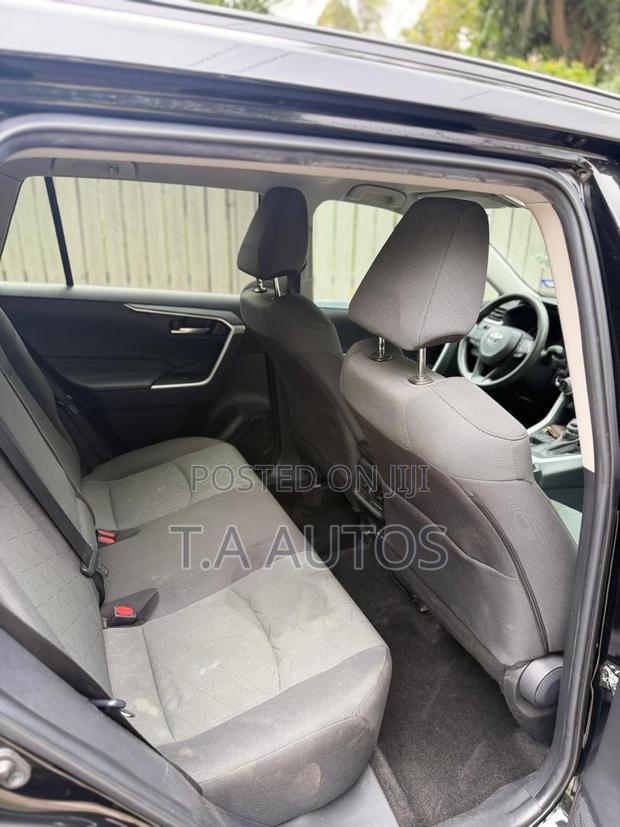 Toyota RAV4 XLE AWD 2023 Black