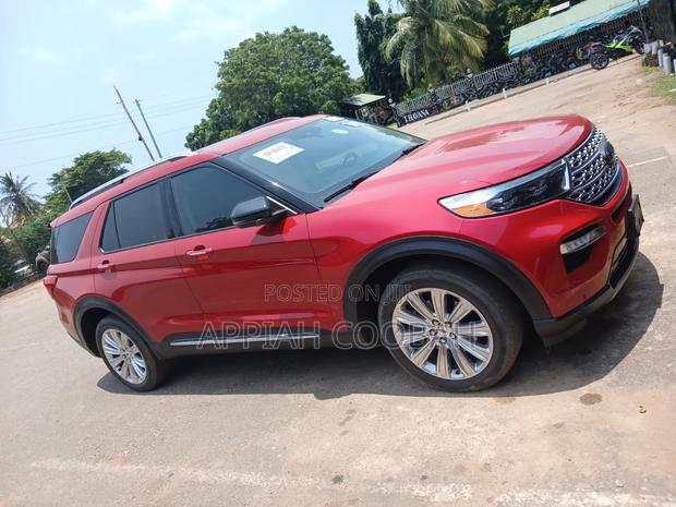 Ford Explorer Limited 2021 Red