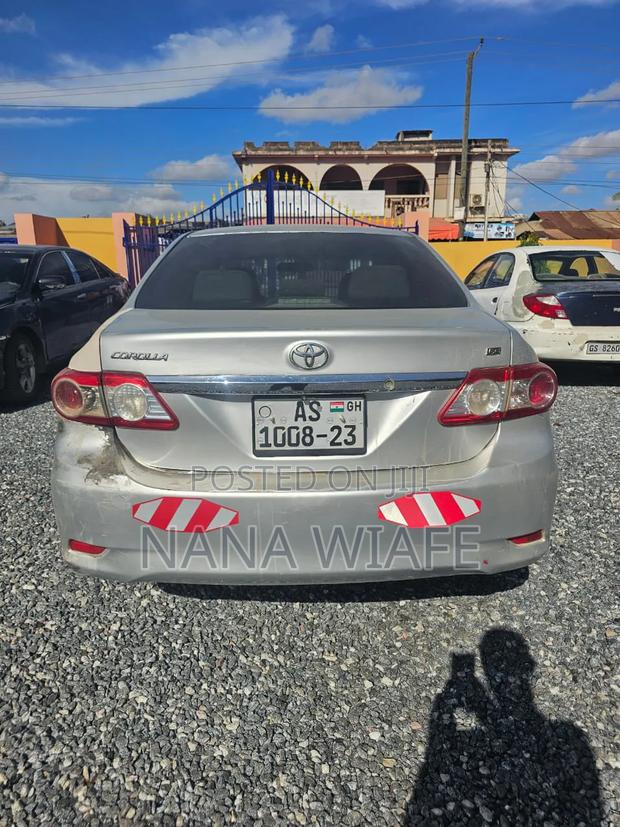 Toyota Corolla 2013 Silver