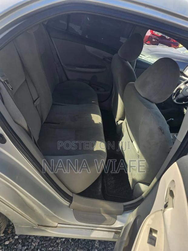 Toyota Corolla 2013 Silver