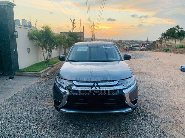 Mitsubishi Outlander 2018 Brown