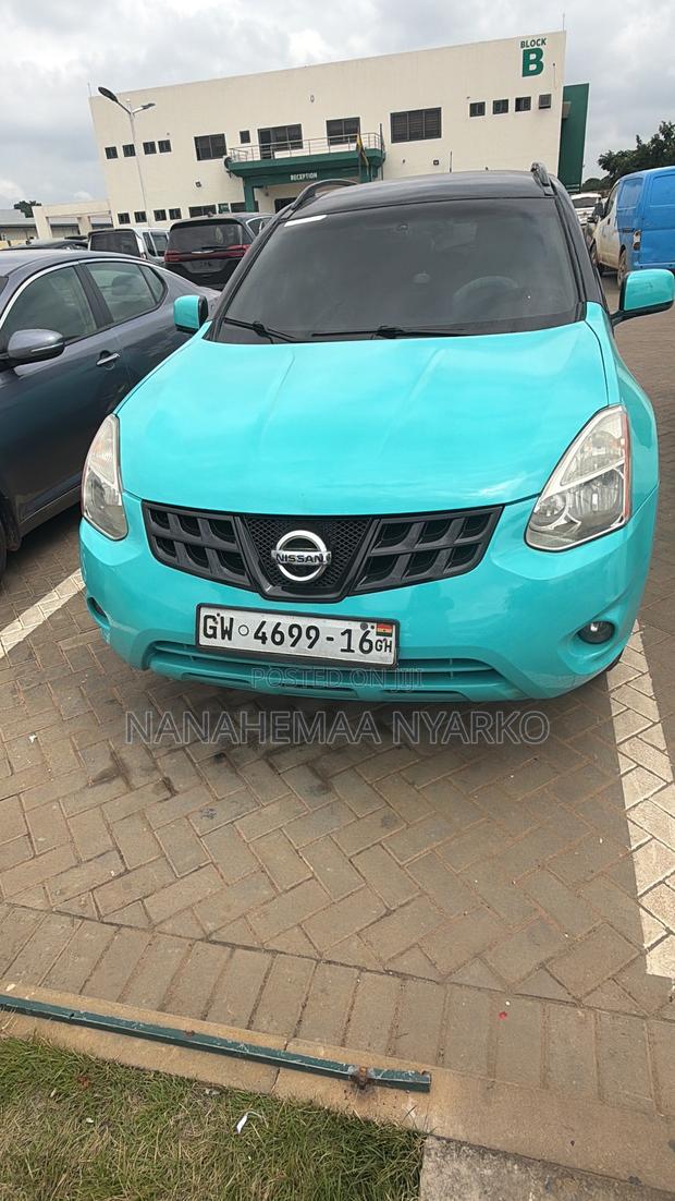 Nissan Rogue SV 2012