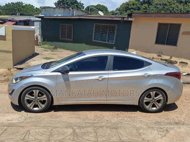 Hyundai Elantra 2014 Silver