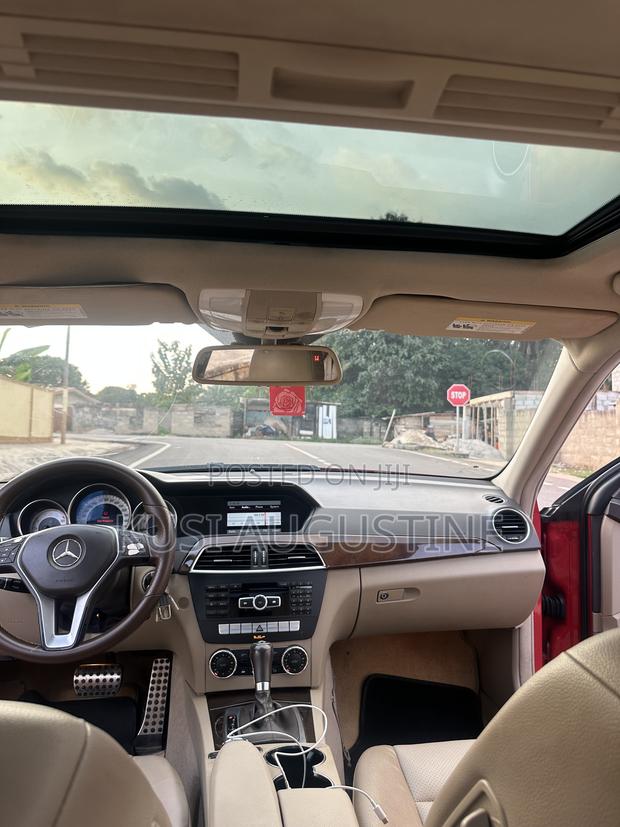 Mercedes-Benz C250 2013 Red