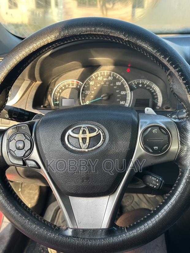 Toyota Camry 2012 Red
