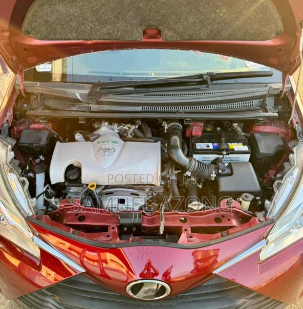 Toyota Vitz 1.3 AWD 3dr 2017 Red