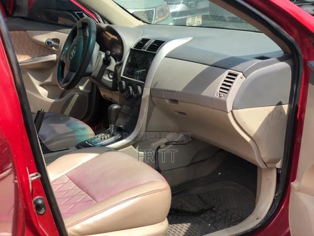 Toyota Corolla 2010 Red