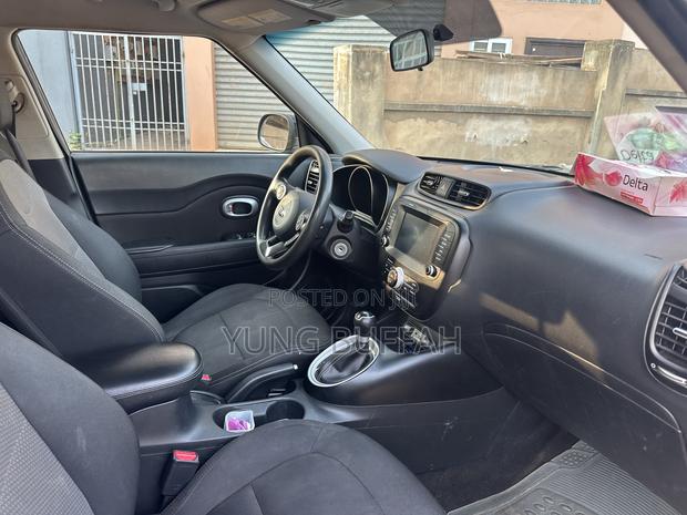Kia Soul Base Hatchback 2018 Black