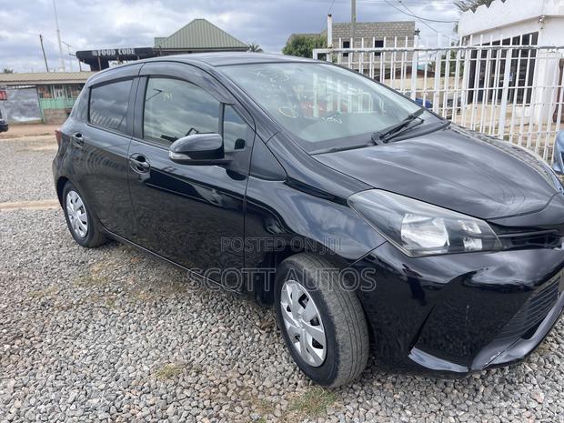 Toyota Vitz 1.3 AWD 3dr 2015 Black