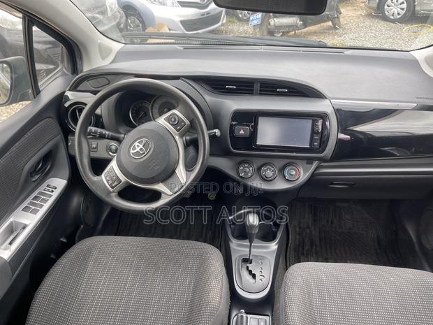 Toyota Vitz 1.3 AWD 3dr 2015 Black