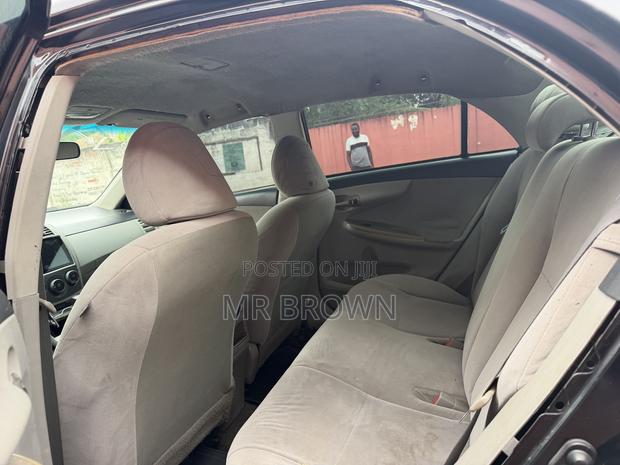 Toyota Corolla LE 4dr Sedan (1.8L 4 cyl 4A) 2009 Black