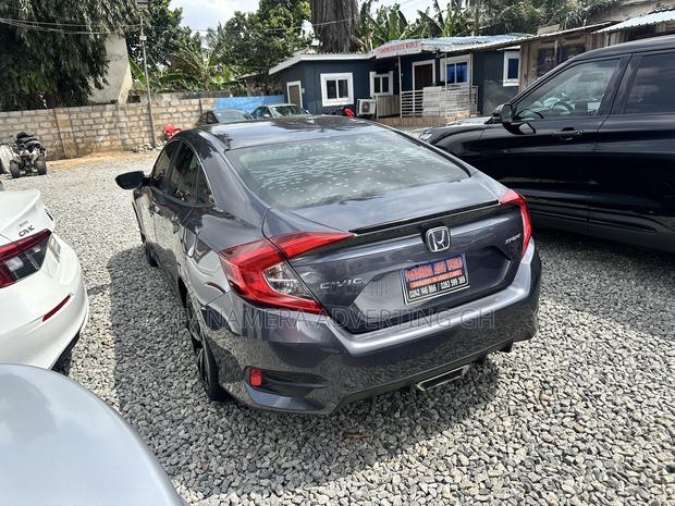 Honda Civic EX-L Sedan 2019 Gray