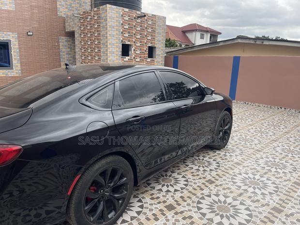 Chrysler 200 2017 Black