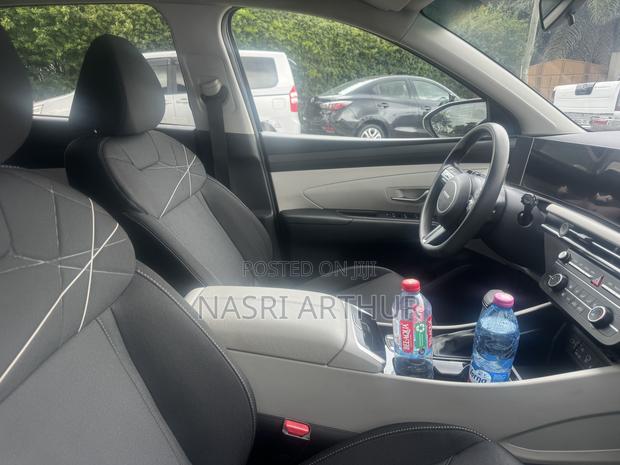 Hyundai Tucson SE 2024 Black