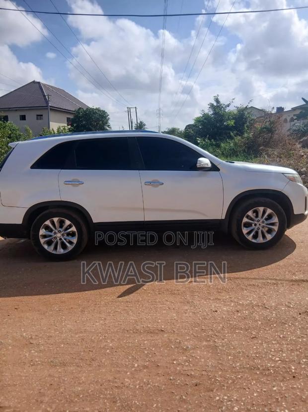 Kia Sorento 4dr SUV 2016 White