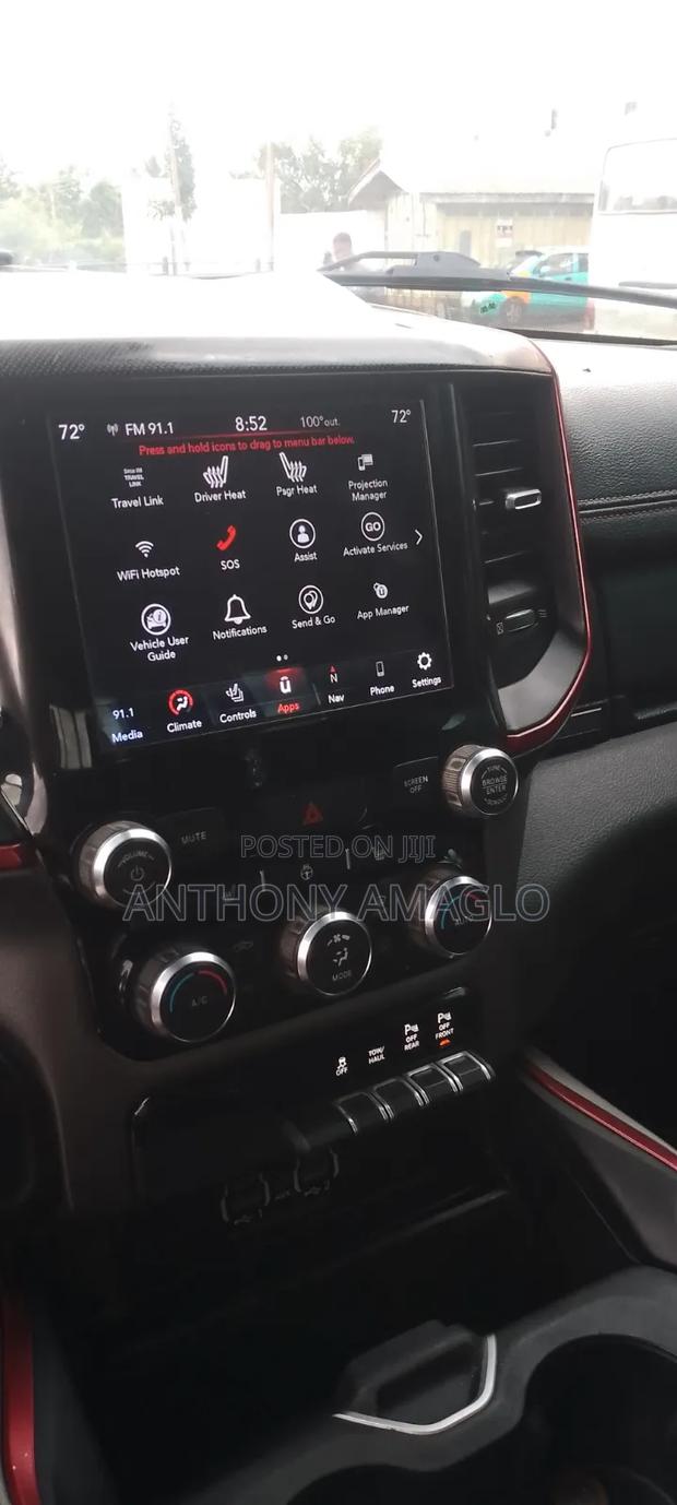 RAM 1500 2020 Gray