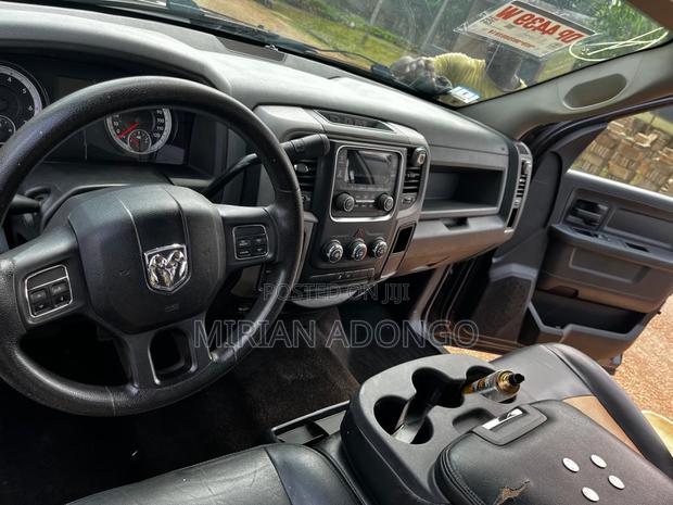 RAM 1500 2014 Matt Black