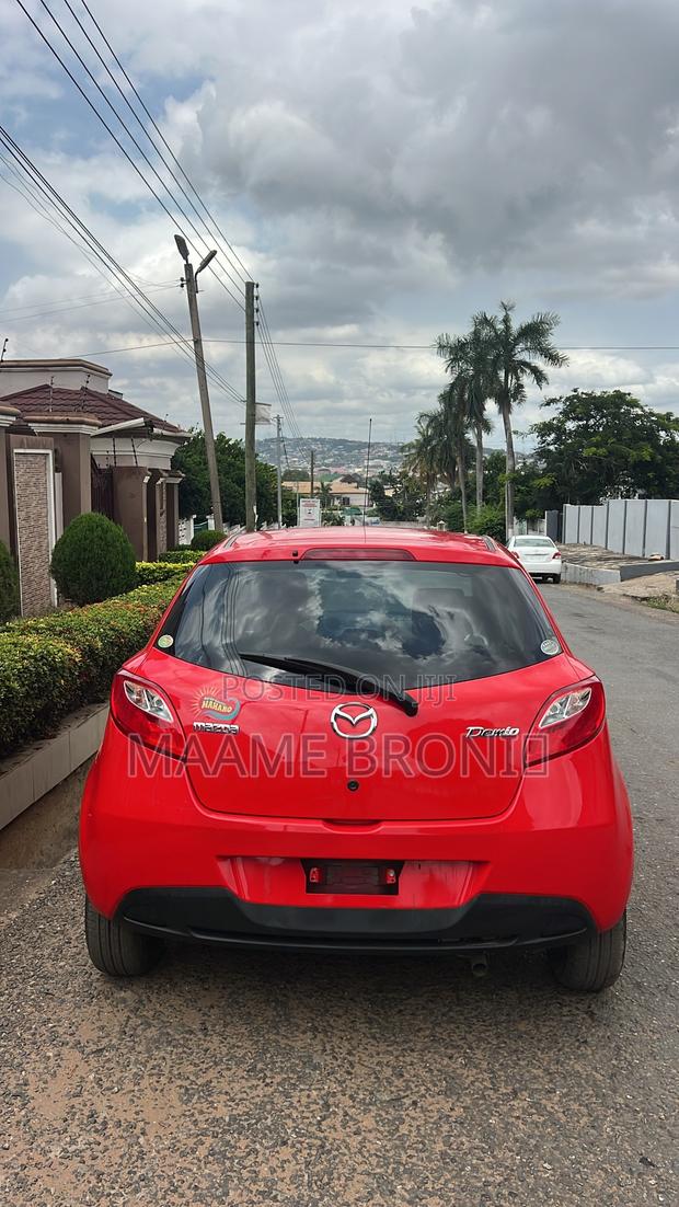 Mazda Demio 2011 Red