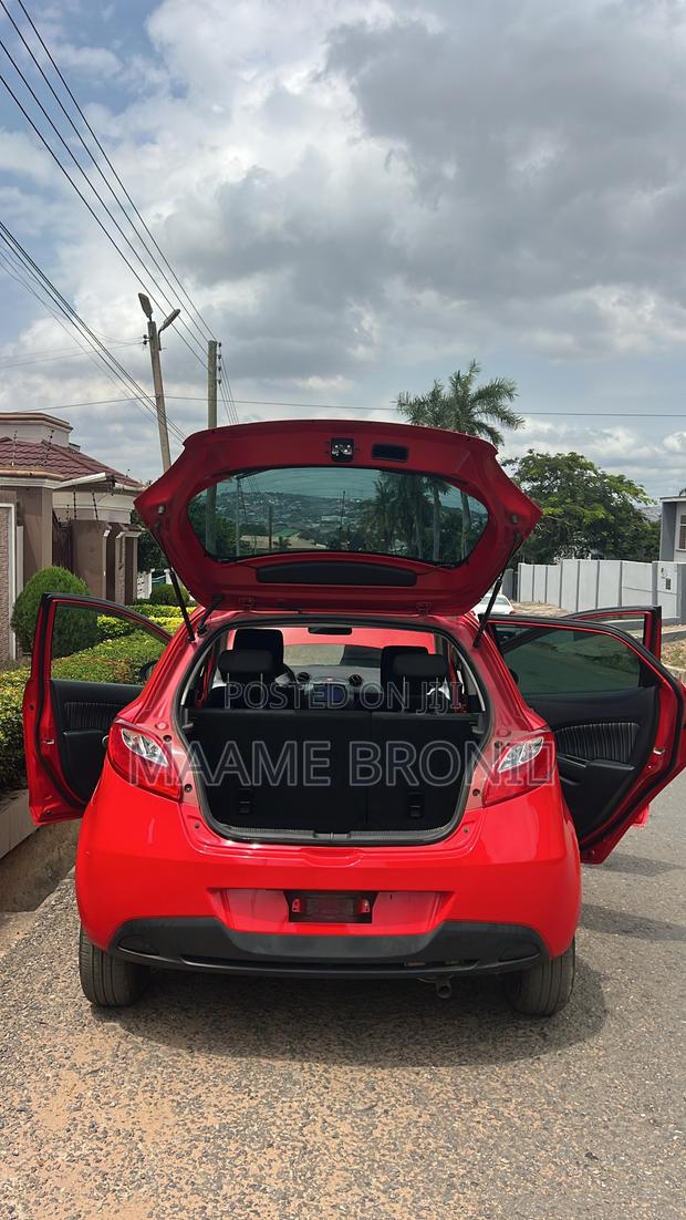 Mazda Demio 2011 Red