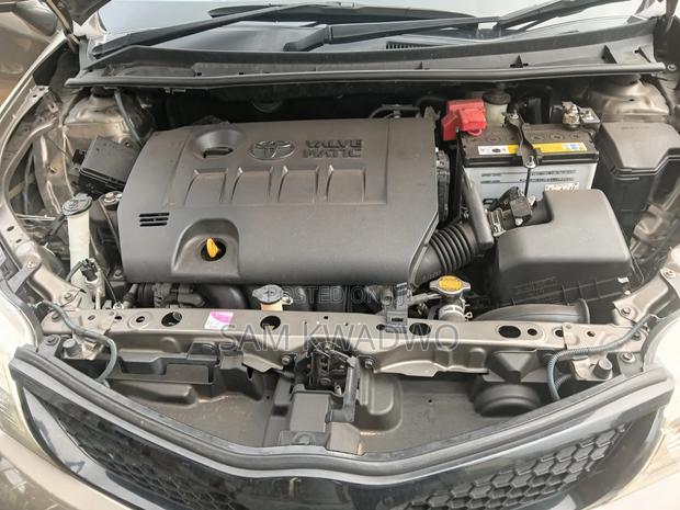 Toyota Corolla 2012