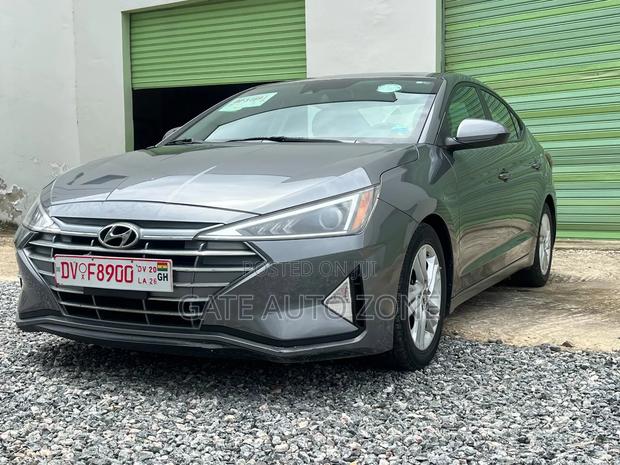 Hyundai Elantra Value Edition 2019 Gray
