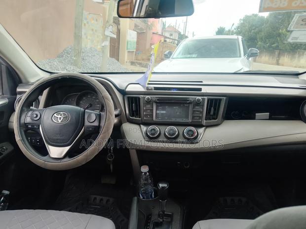 Toyota RAV4 2015 Silver