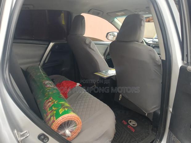 Toyota RAV4 2015 Silver
