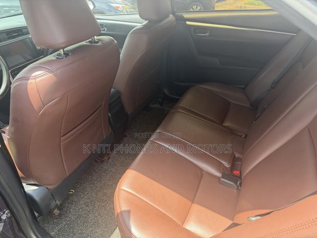 Toyota Levin Hybrid Premium 2018 Brown