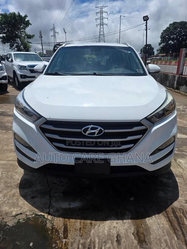 Hyundai Tucson SE FWD 2018 White