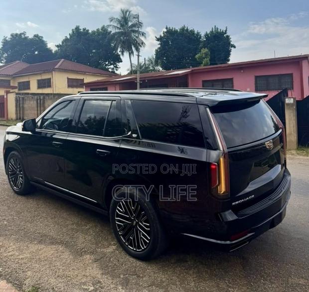 Cadillac Escalade ESV Sport 4WD 2023 Black