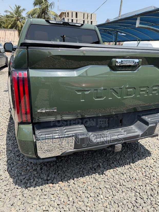 Toyota Tundra 1794 Edition CrewMax 5.5' Bed 2023 Green