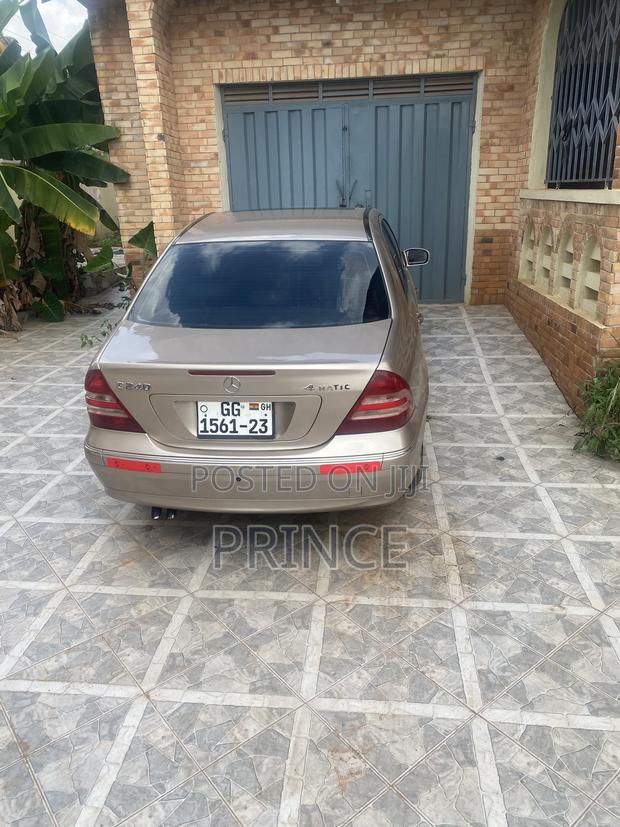 Mercedes-Benz C240 2.6 4MATIC AWD 2006 Gold