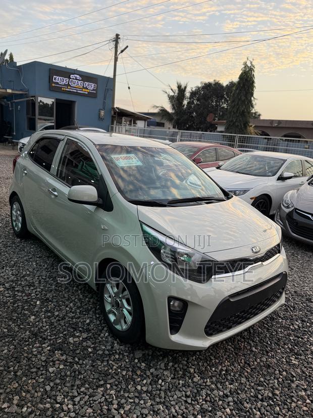 Kia Morning 2017 White